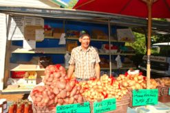 Peter Horne's certified organic fruits and vegetables
