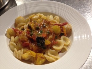 Fresh tomato pasta sauce 3 IMG_0621